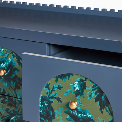 VibrantSpectrum Dresser