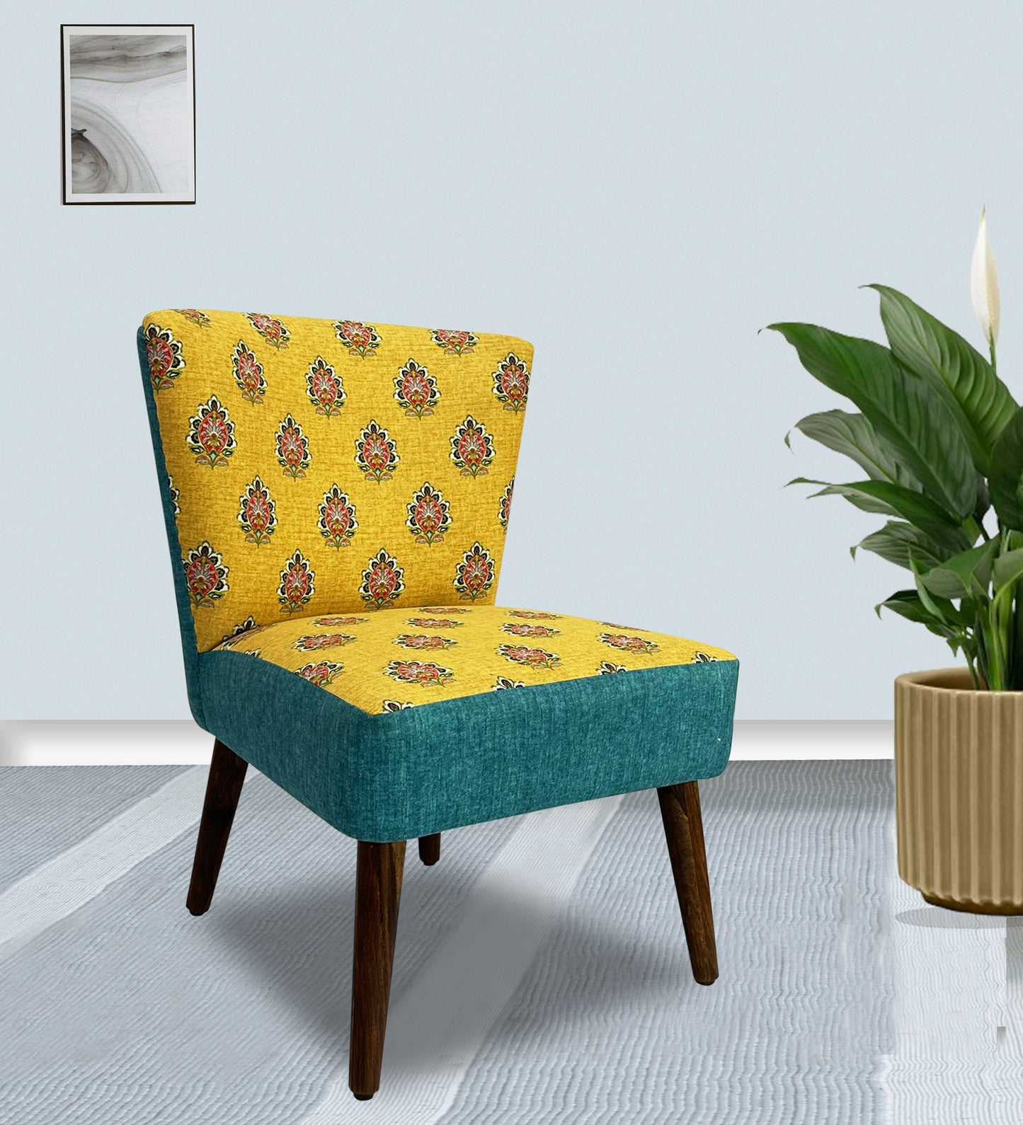 Embrace 2-tone -Golden Glow Chair